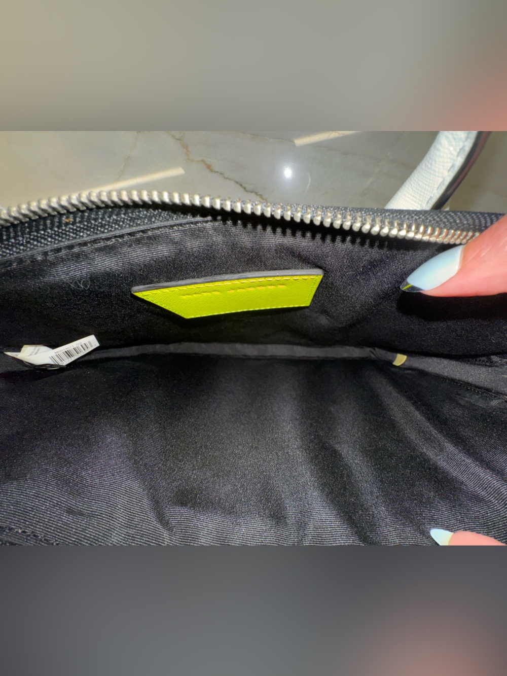SOLD Marc Jacobs Snapshot Commuter 13 Laptop Bag Neon Yellow Saffiano Leather - Picture 16 of 16